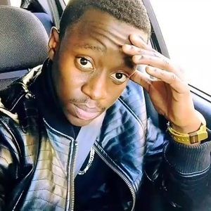 Meet your Posher, Ousseynou